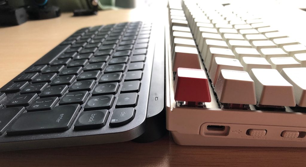 Keychron K8とMX Keys mini