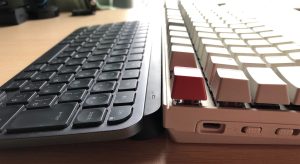 Keychron K8とMX Keys mini
